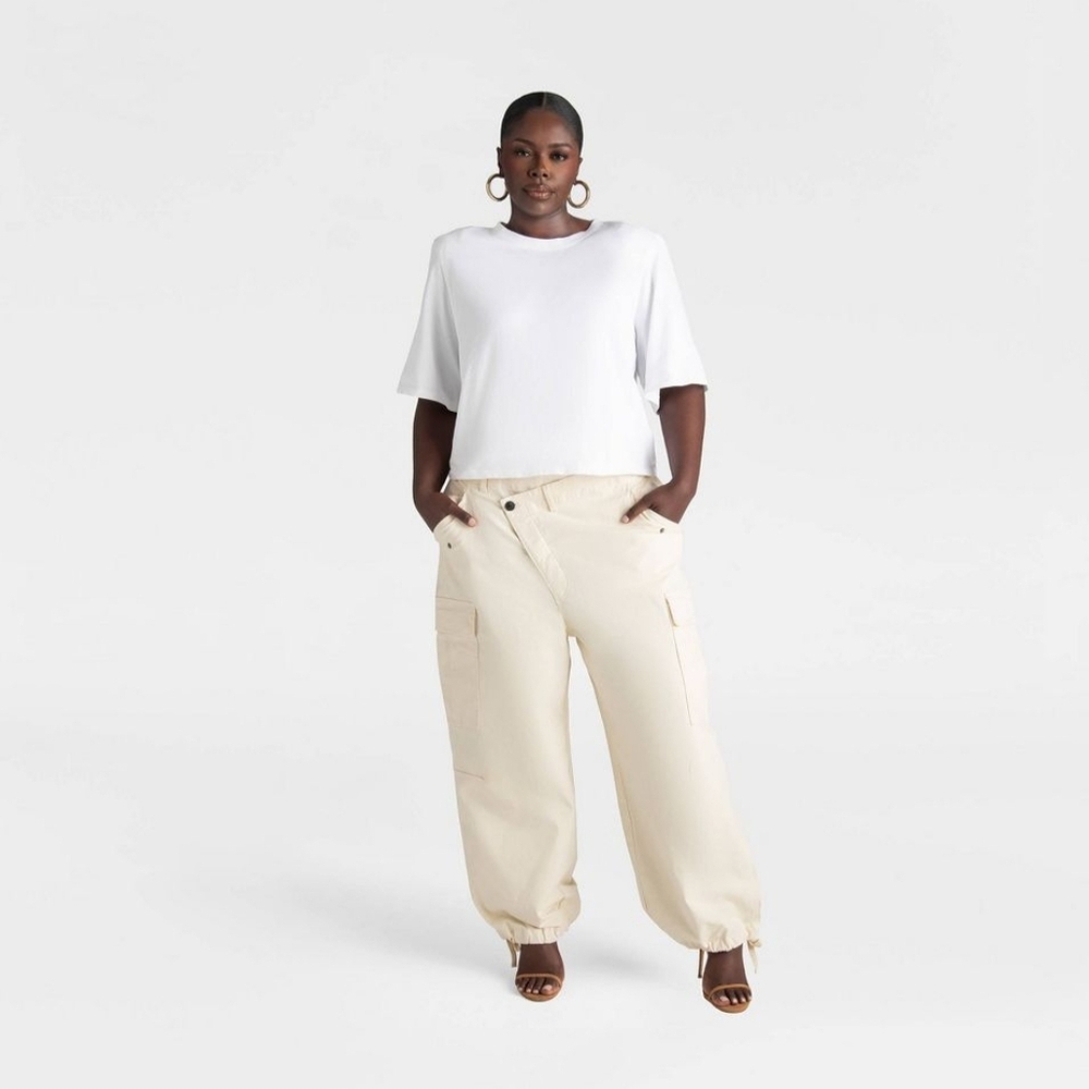 KBB by KAHLANA NWT Cream Mid-Rise Cargo Pants Size 3X